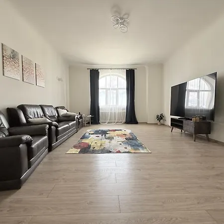 New 3br For 5 - Big Bathtub & Elevator *