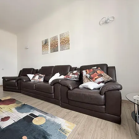 New 3br For 5 - Big Bathtub & Elevator * Riga