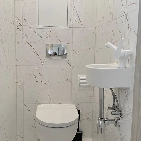 New 3br For 5 - Big Bathtub & Elevator Lägenhet Riga