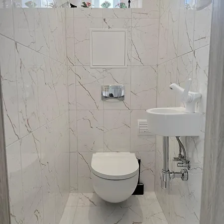New 3br For 5 - Big Bathtub & Elevator *